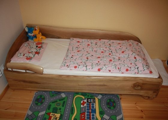 Dětské hřiště a dětská postel