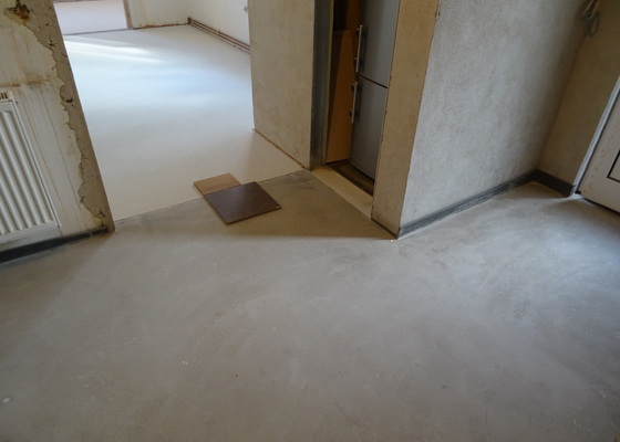 Zhotovení kompletní nové podlahy (2 místnosti, 30 m2)