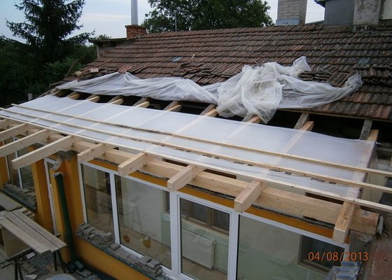 Rekonstrukce stávající střechy vč.její zateplení foukanou izolací CLIMATIZER PLUS