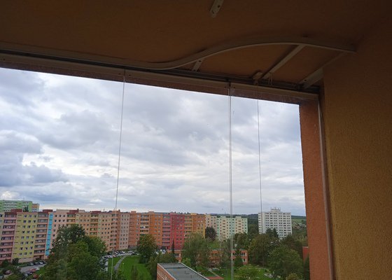 Zasklení balkónu