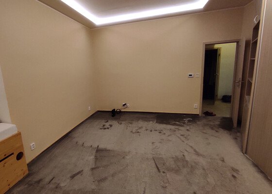 Malování bytu, 4 místnosti, 50 m²