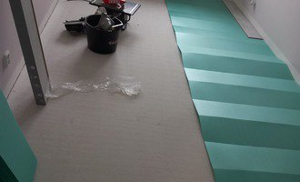 Pokládka laminátové podlahy